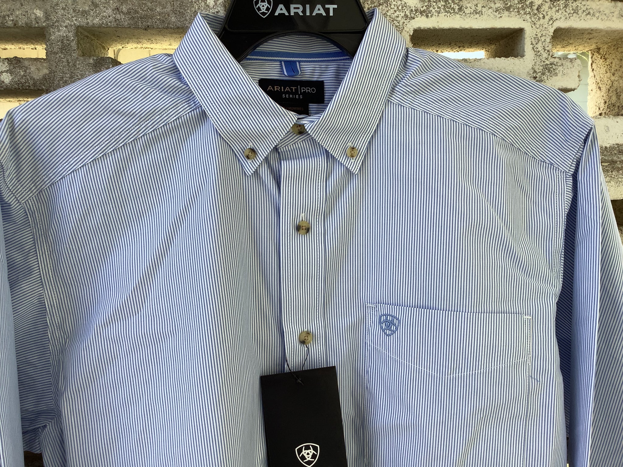 10048080 ARIAT MENS PRO SERIES CLIFF LS SHIRT