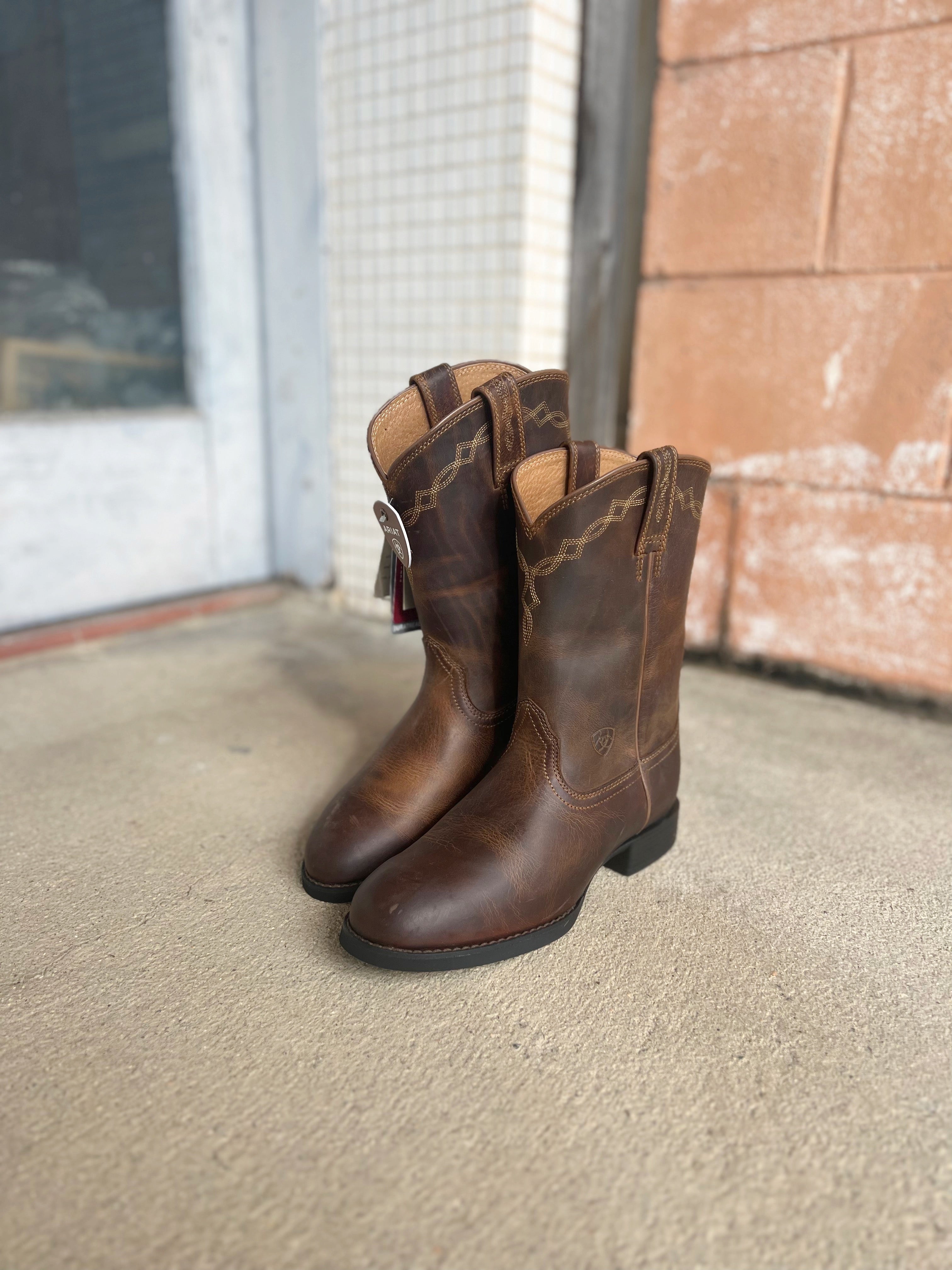 Ariat heritage outlet roper