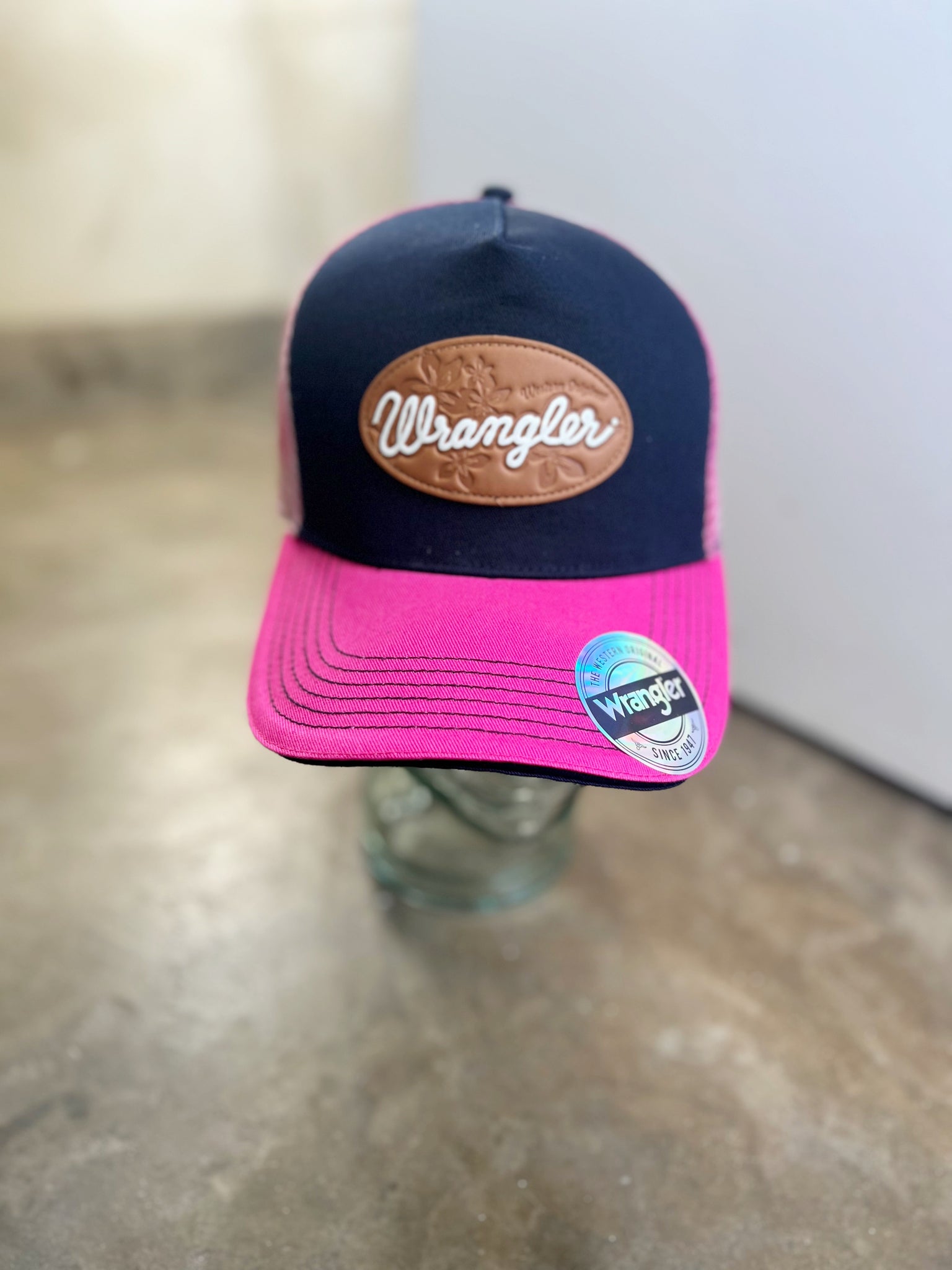 Wrangler hot sale trucker cap