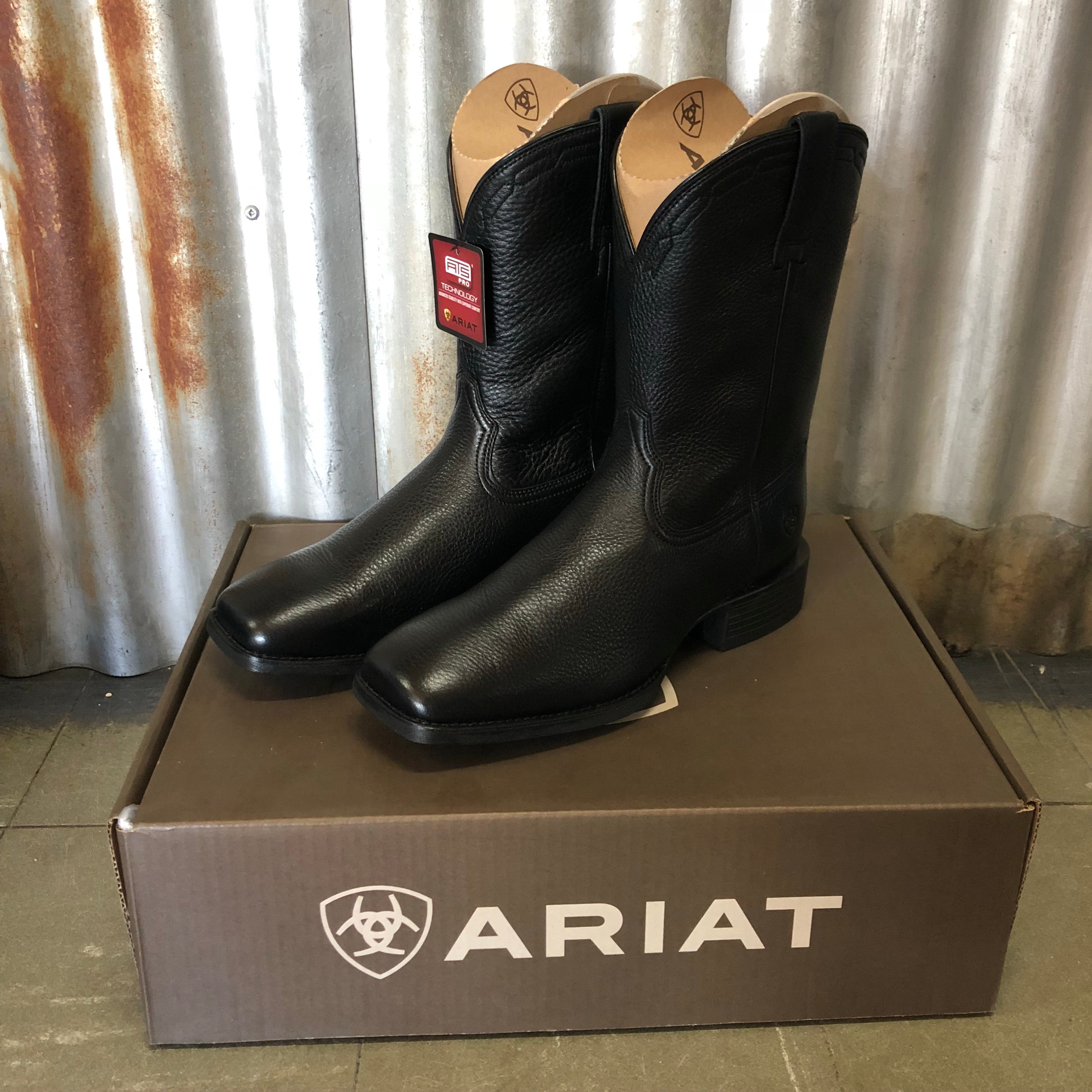 Ariat Men's Heritage Roper Wide Square Toe Western Boots Best Sale ...